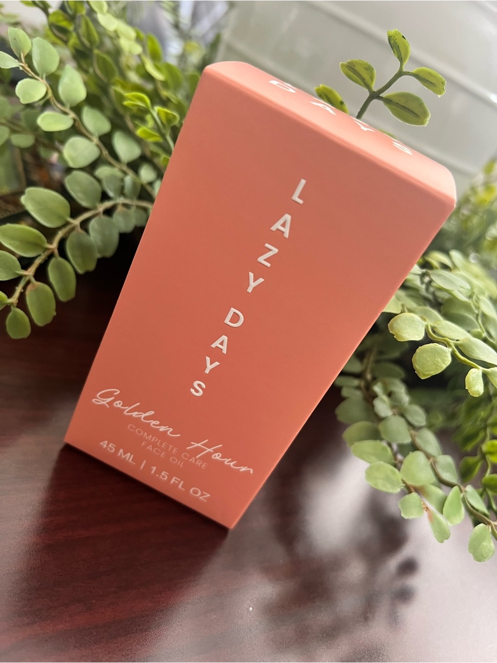 Source Unknown LazyDays Golden Hour Face Oil — Coral Peach